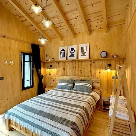 Varya Tatil Koeyue Camlihemsin